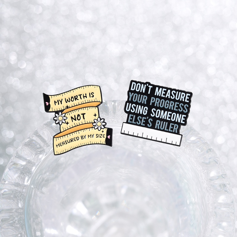 Pins de Esmalte Body Positive, - Body Jewelry Measurements reseña y precio